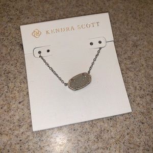 Kendra Scott necklace